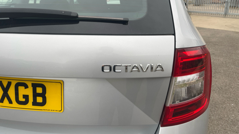 Skoda Octavia 1.6 TDI SE Technology 5dr Diesel Estate